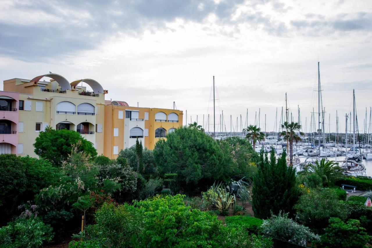 Logis Des Goelands Yourhosthelper Gruissan Bagian luar foto